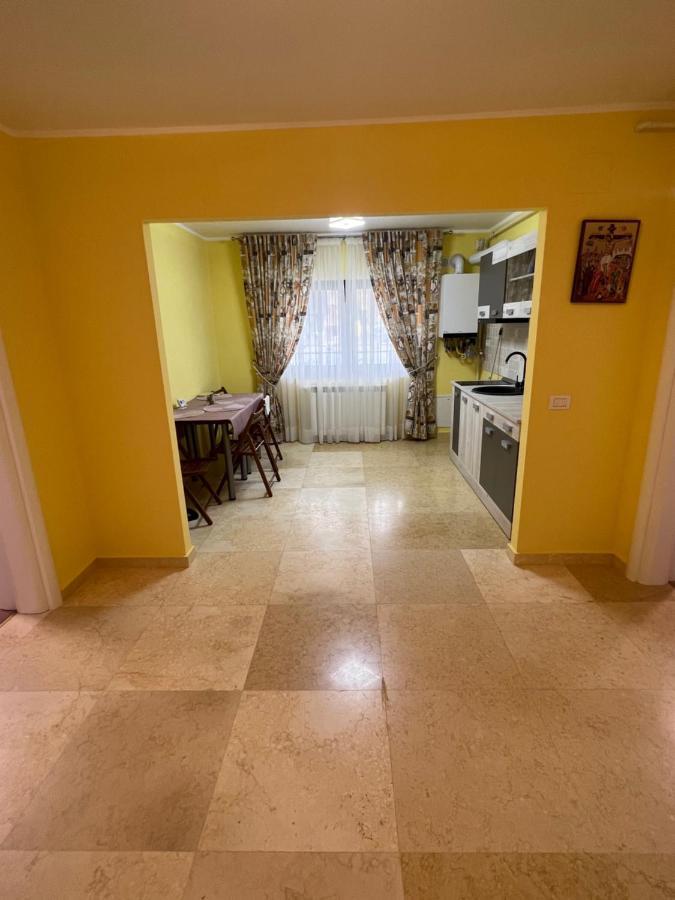 Apartament Ingrid Piatra Neamt Exterior photo